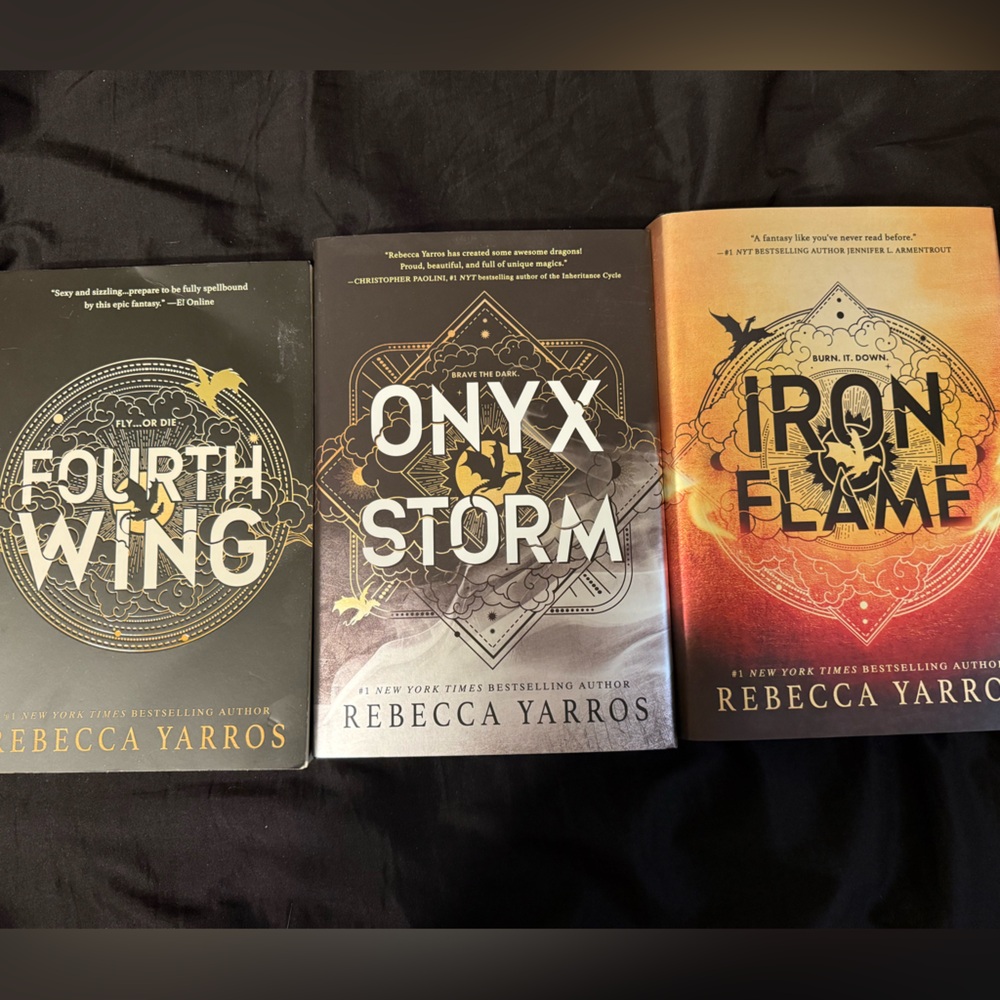 Rebecca Yarros Book Set - Fourth Wing, Onyx Storm, Iron Flame